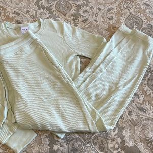 Aritzia TNA Set